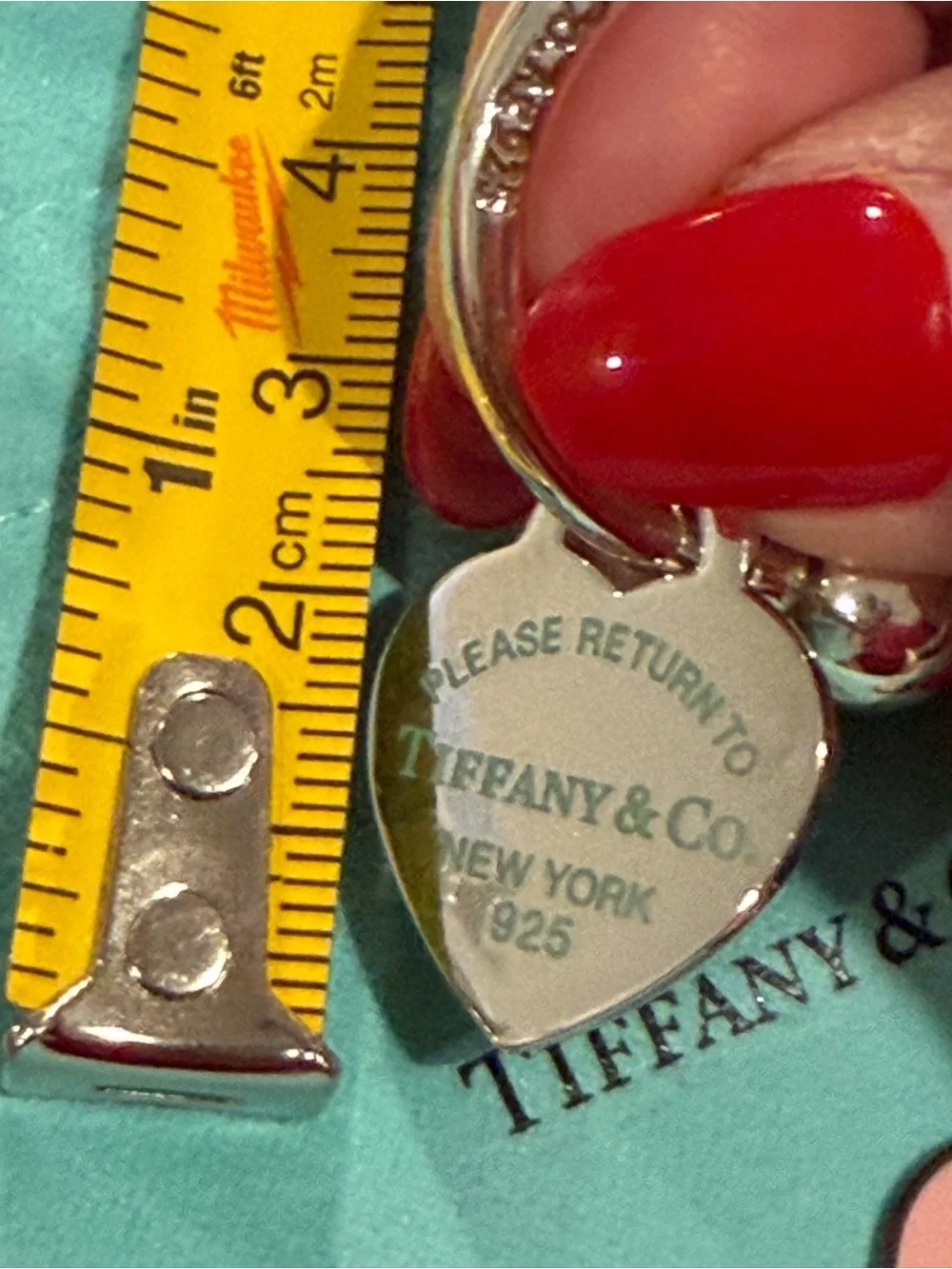Tiffany & Co. Silver Key Ring Return to Tiffany heart in Tiffany blue lettering